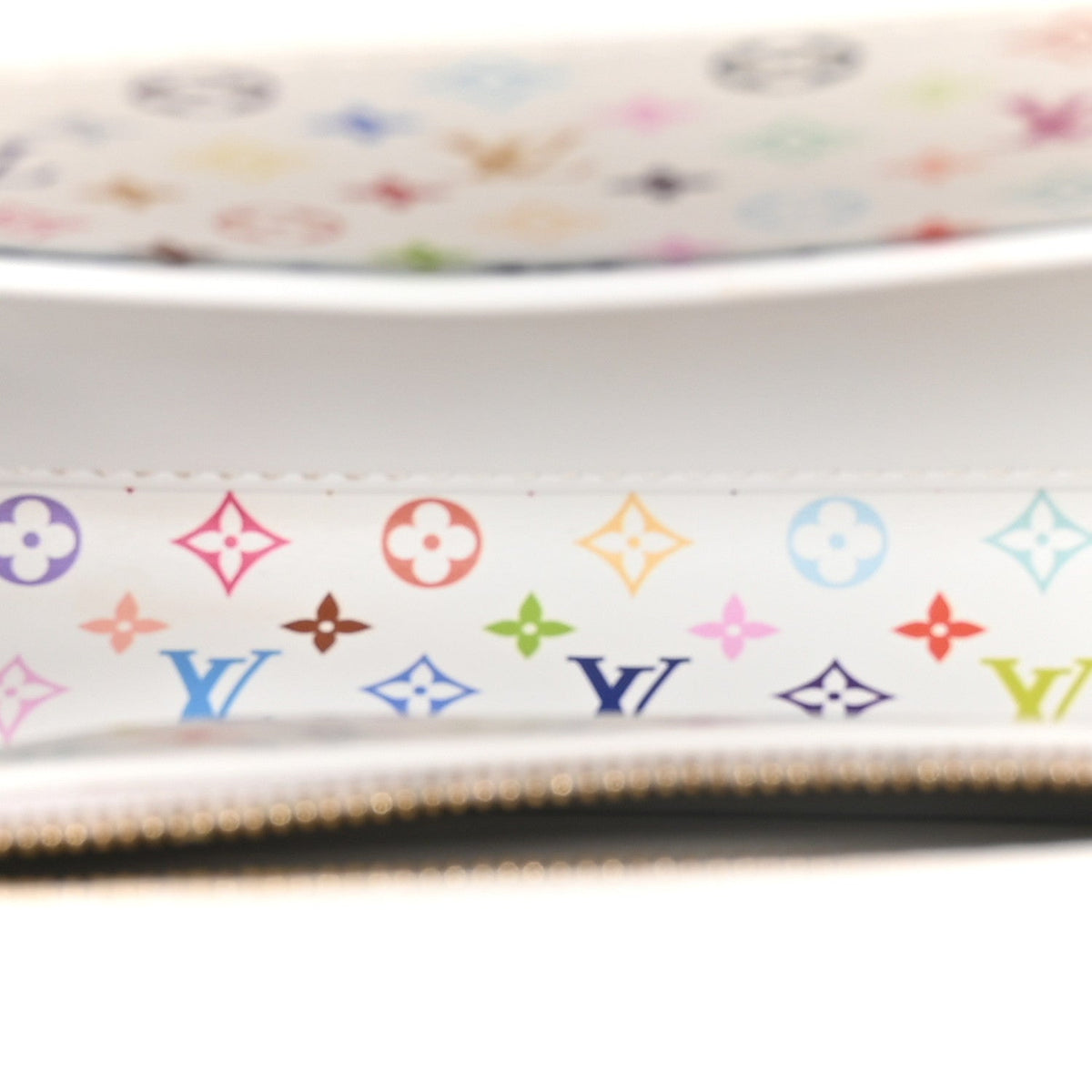 LV X TM Taurillon BB Capucines Blanc